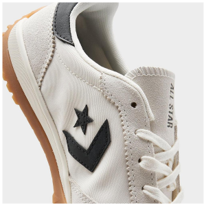 Converse Run Star Trainer Egret Black