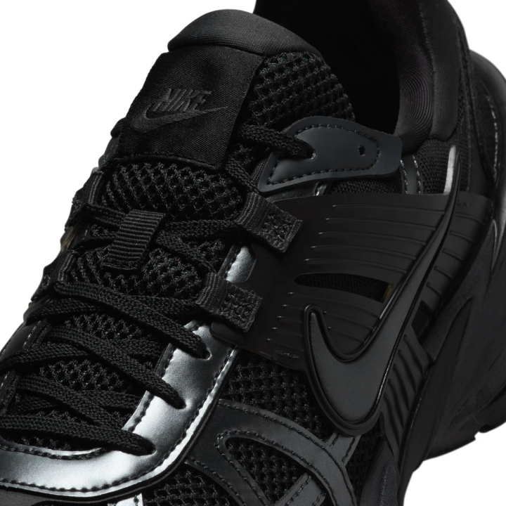 Nike V2K Run Black Dark Smoke Grey